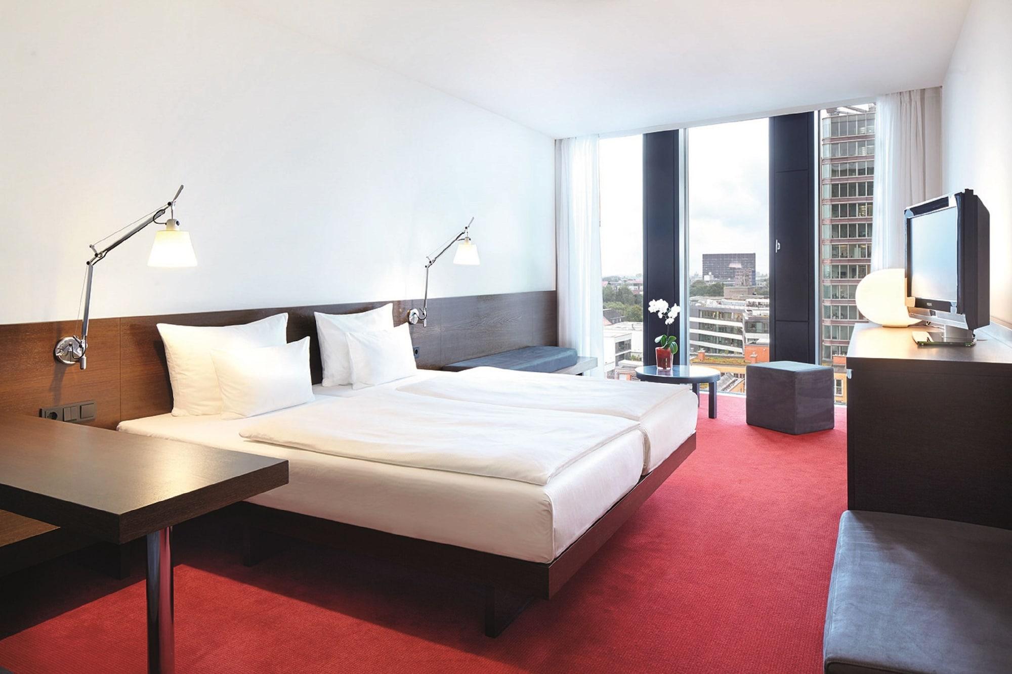 Empire Riverside Hotel Хамбург Екстериор снимка