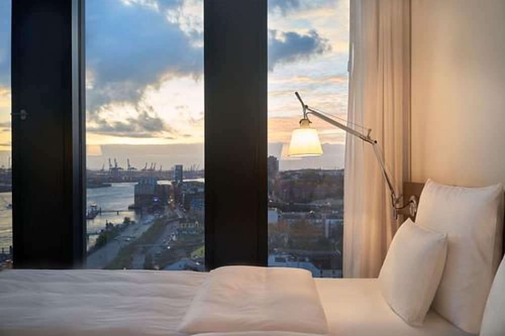 Empire Riverside Hotel Хамбург Екстериор снимка