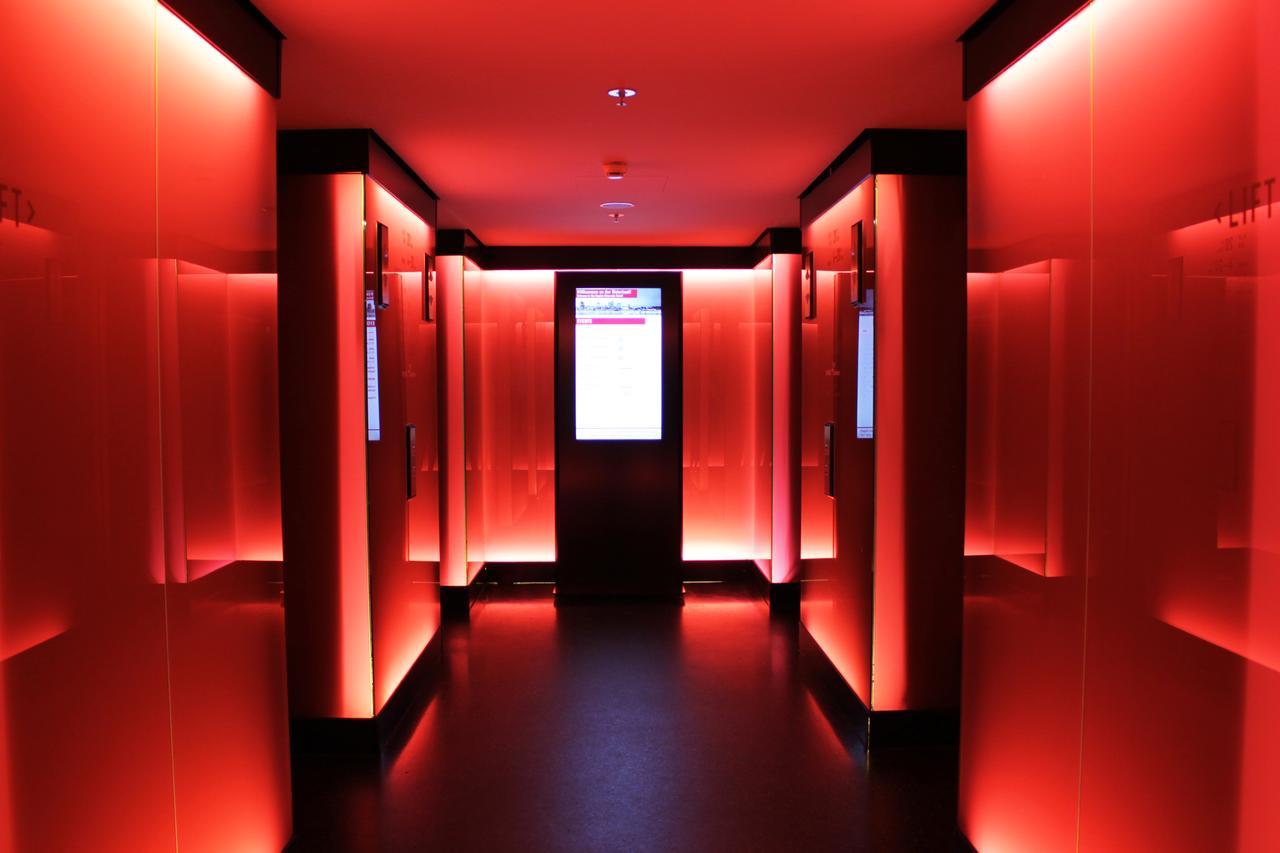 Empire Riverside Hotel Хамбург Екстериор снимка